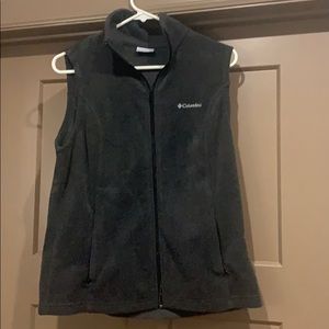 Columbia vest